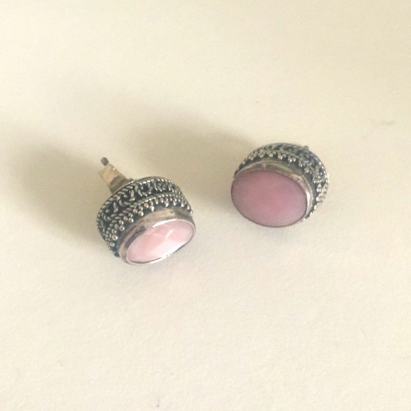 Sterling silver stud earrings with pink stones - Picture 1 of 5